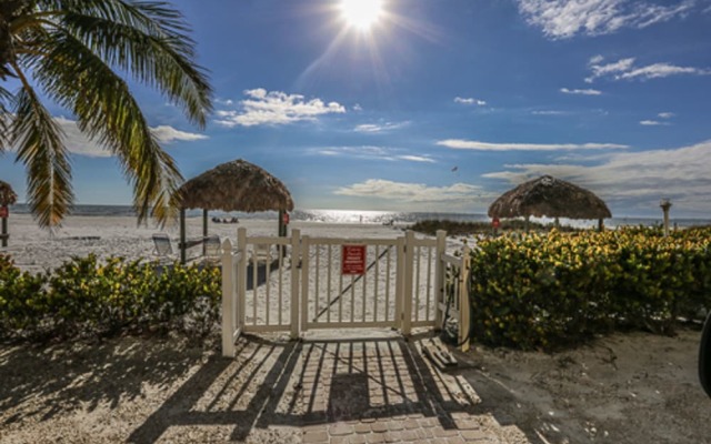 Estero Sands 204