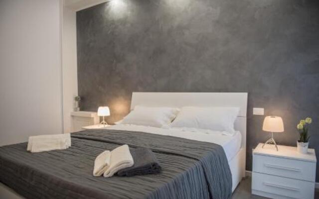 Parini Flat