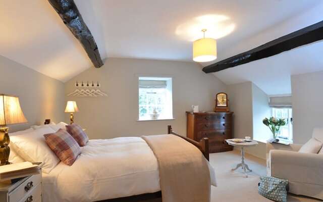 Llan Cottage