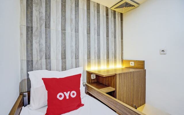 OYO 92435 Sunlo Cozy Home Family Homestay Syariah