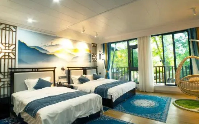 Hongya Liujiang Ancient Town Alsophila spinulosa B&B