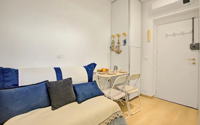 Jolie Sur La Mer - Petit Studio
