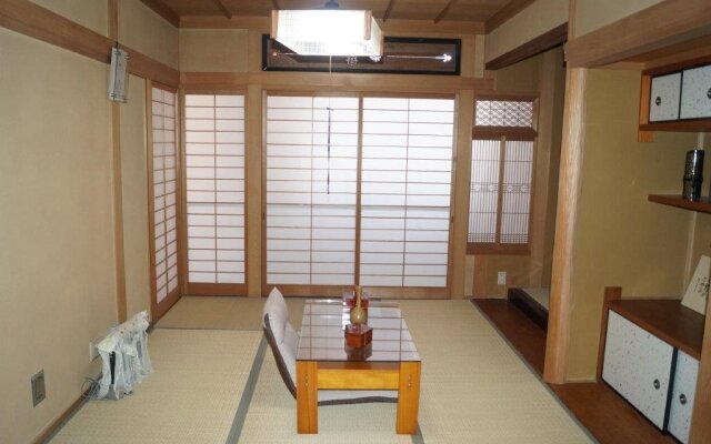 Nakayama Guesthouse