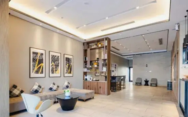 Homeinn Plus Hotel (Kunming  Dashanghui )