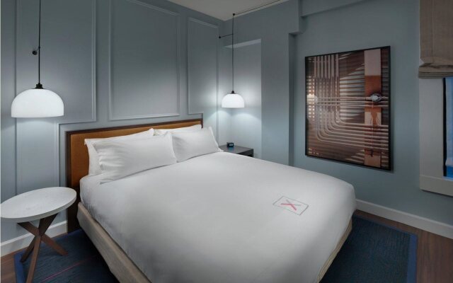 Axiom Hotel