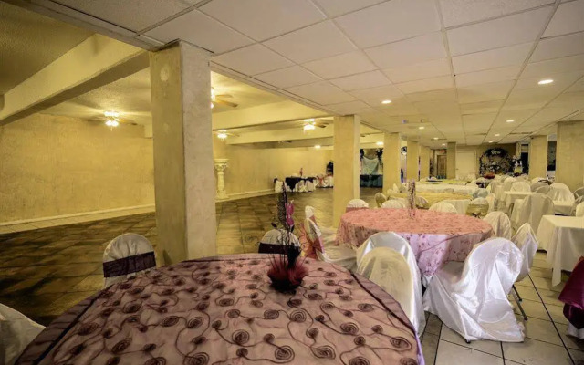 Western Inn