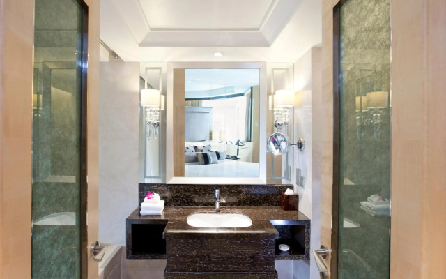 Dorsett Grand Subang