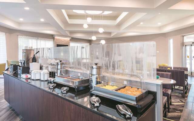 La Quinta Inn & Suites by Wyndham Atlanta Conyers