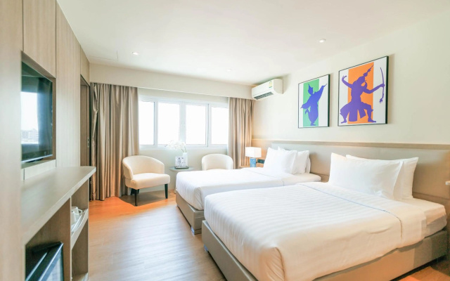 The One Hotel Bay Breeze Pattaya