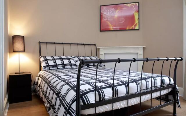 1 Bedroom Apartment Near Royal Mile