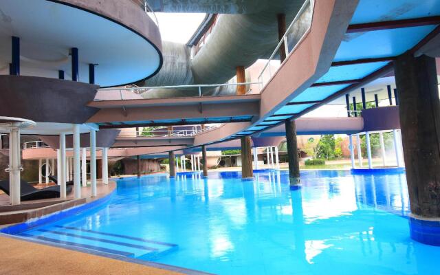 DNA Super Ozone Resort KhaoYai