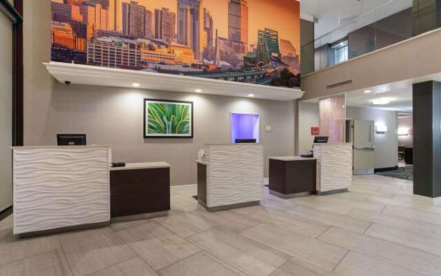 La Quinta Inn & Suites by Wyndham Boston-Andover