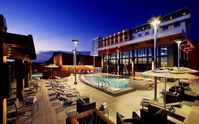 Isleta Resort and Casino