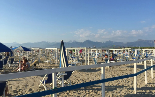 Chalet "la Dolce Vita " in Viareggio