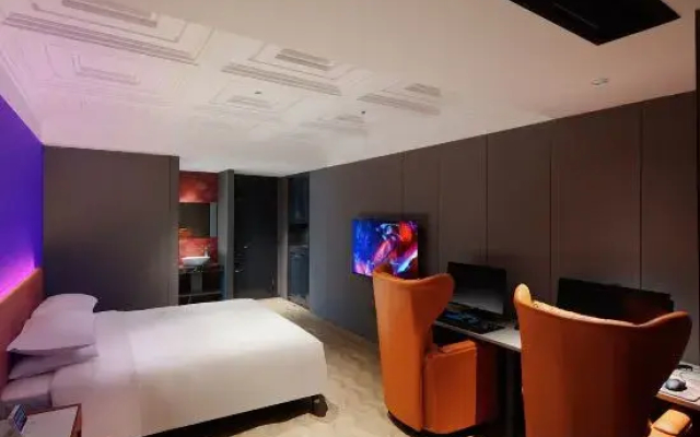 5.0 Joseph Fruit Tea Hotel