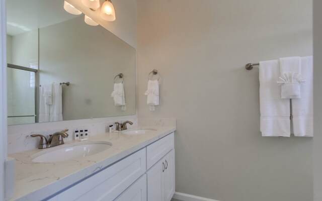 Coastal Horizon-B - 3 Br Apts