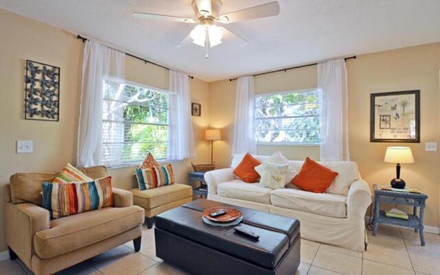 Paradise Beach - East 2414