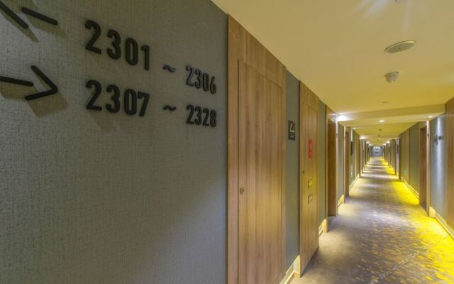 Atour Hotel Urumqi High Speed Railway Station