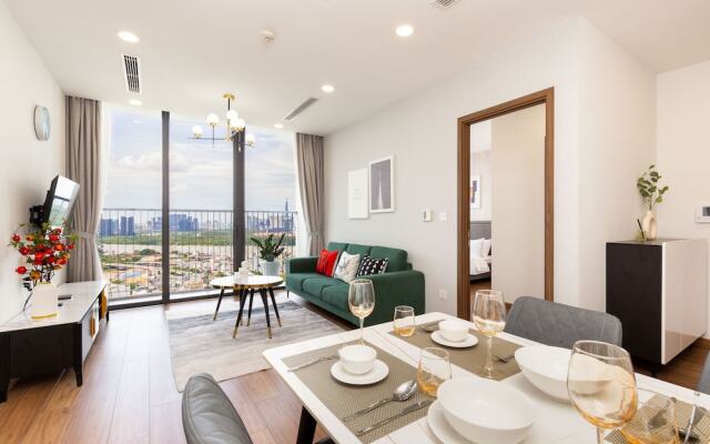 Eco Green Saigon Luxury Apartment Hotel