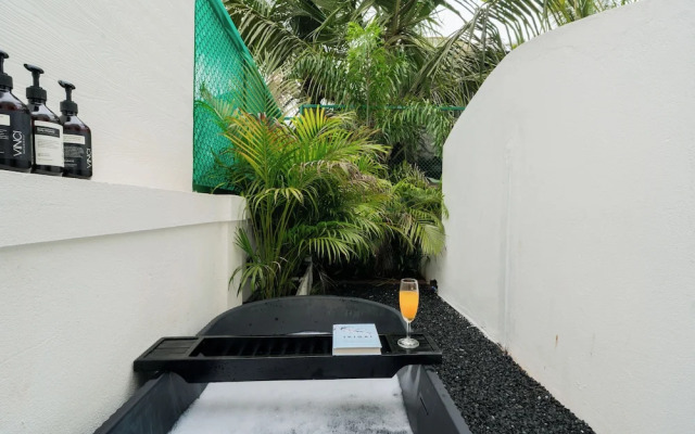 ELIVAAS Ekam | Luxe 4 BHK Villa With Pvt Pool & Patio