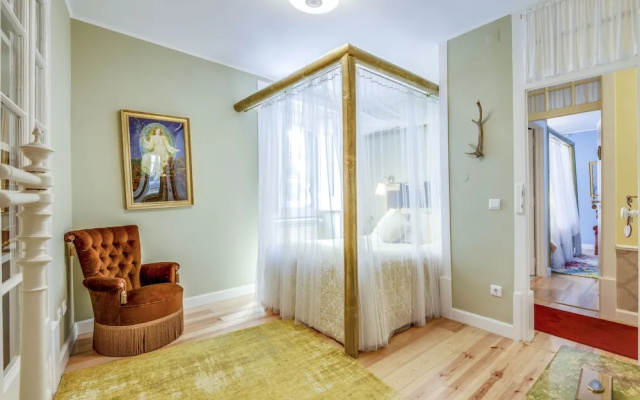 LUXa Charmhouse Hotel