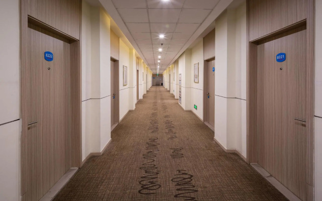 HanTing Hotel (Jinan Laiwu Fengcheng West Main Street)