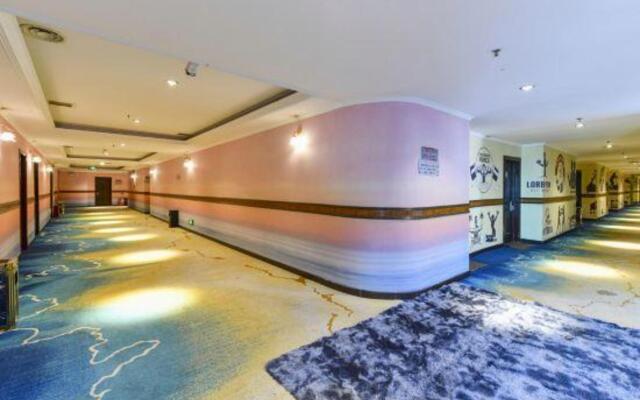Jinhuang Theme Hotel
