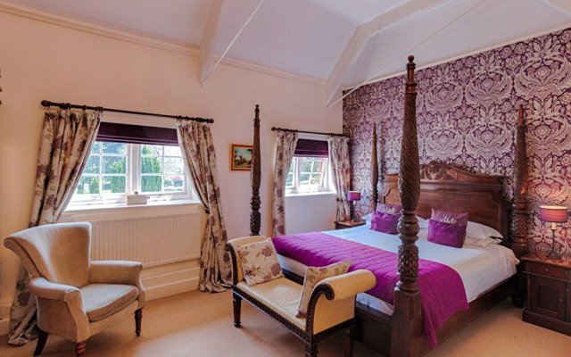 The Edgemoor Hotel