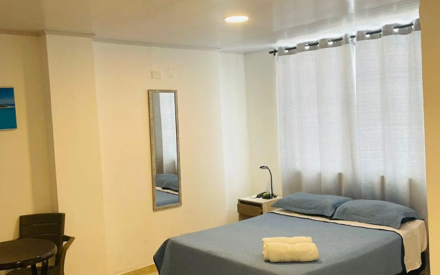 Blue Island Hotel