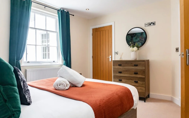 Suite on the High Street