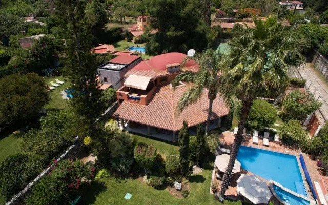 Villa Del Tepoz Fuego Hotel