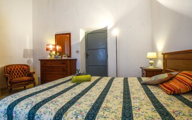 Amazing Apartment in Magliano in Toscana With Wifi and 3 Bedrooms