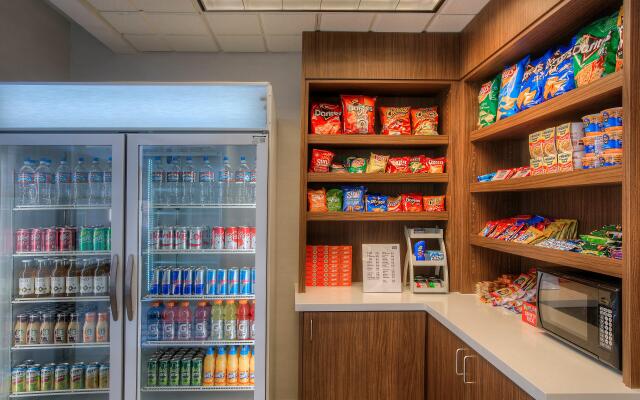 Holiday Inn Express & Suites Tempe by IHG