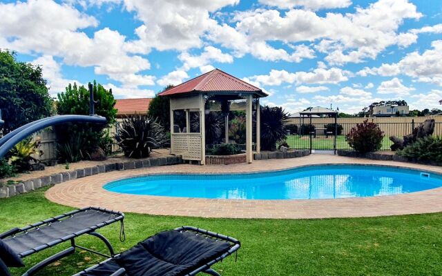 Best Western Werribee Park Motor Inn