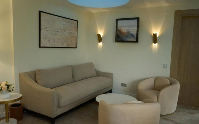 Almaty Hotel	