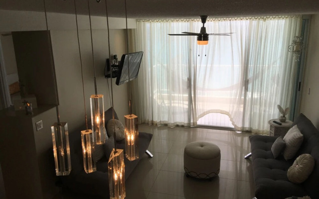Ocean View Gorgeous 1 Bedroom Apt