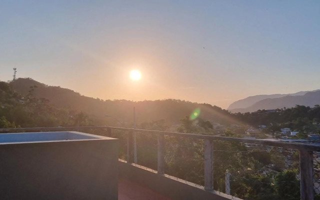 Suite Ilhabela - com varanda e vista panorâmica