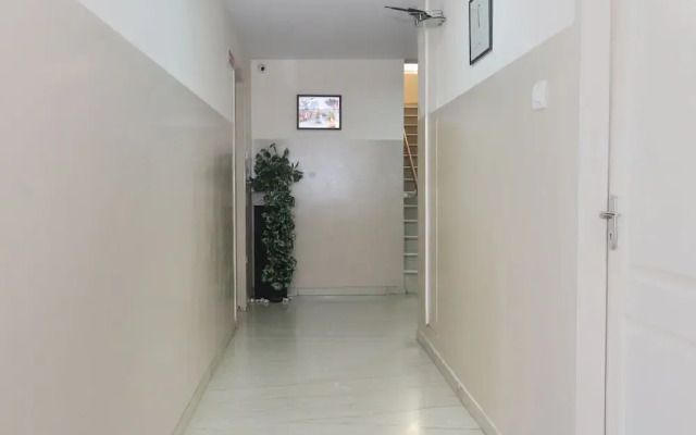 OYO Apartments Maharaja Signal