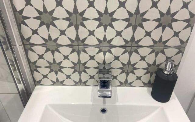 Central Southsea Boutique 2 Bedroom Flat