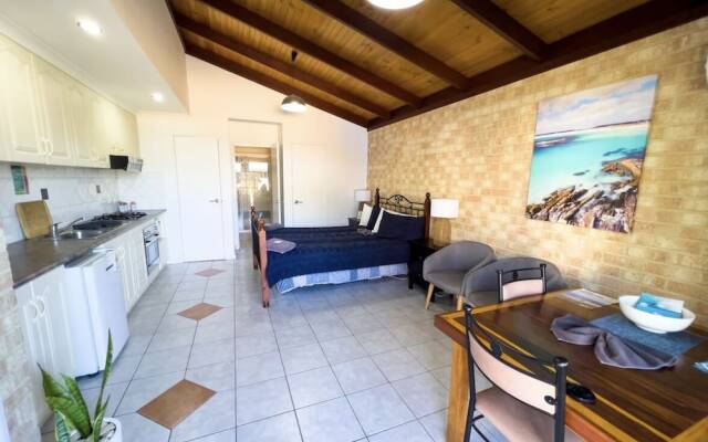 Esperance Foreshore Apartments