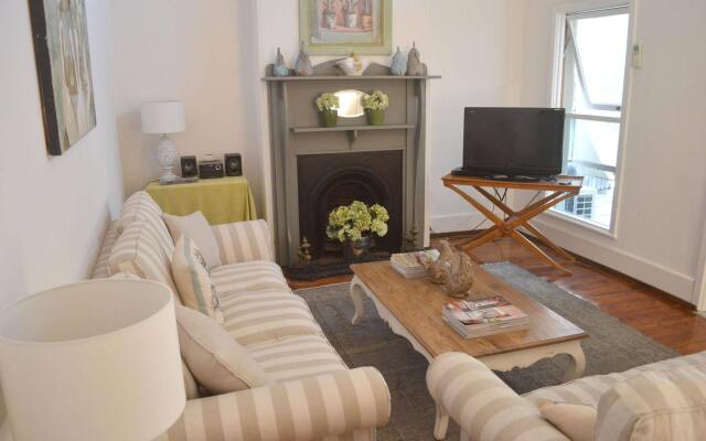 Westbury Cottage B & B