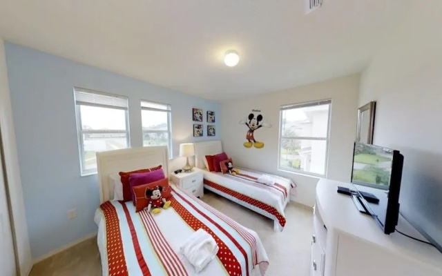Crystal Cove Resort