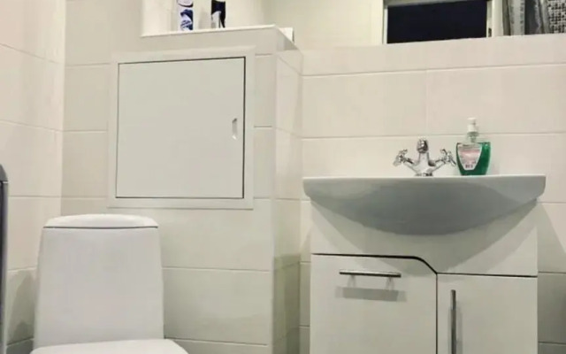 Apartments on Matrosova street 16