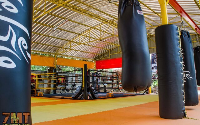 VII Muay Thai Gym & Beach Resort