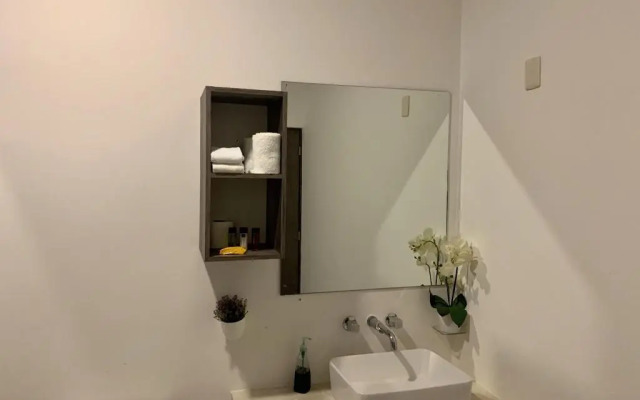 SILVERSANDS Hotel Boutique - 5Th Ave