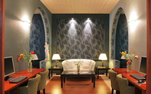 Lydia Hotel