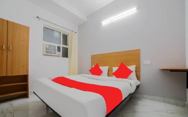 OYO 80978 Silver Stone