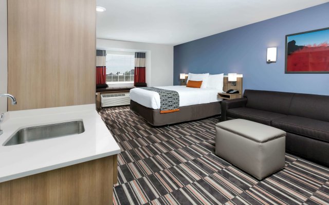 Microtel Inn and Suites by Wyndham Monahans