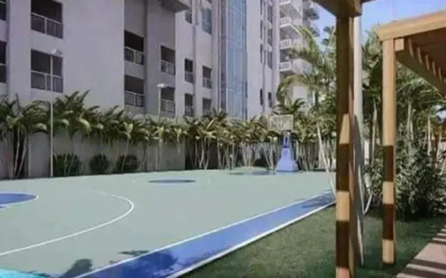 Studio Condominium - Short and Long Term Staycation