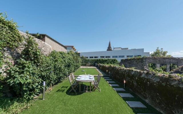 BmyGuest - Almada Garden Apartment